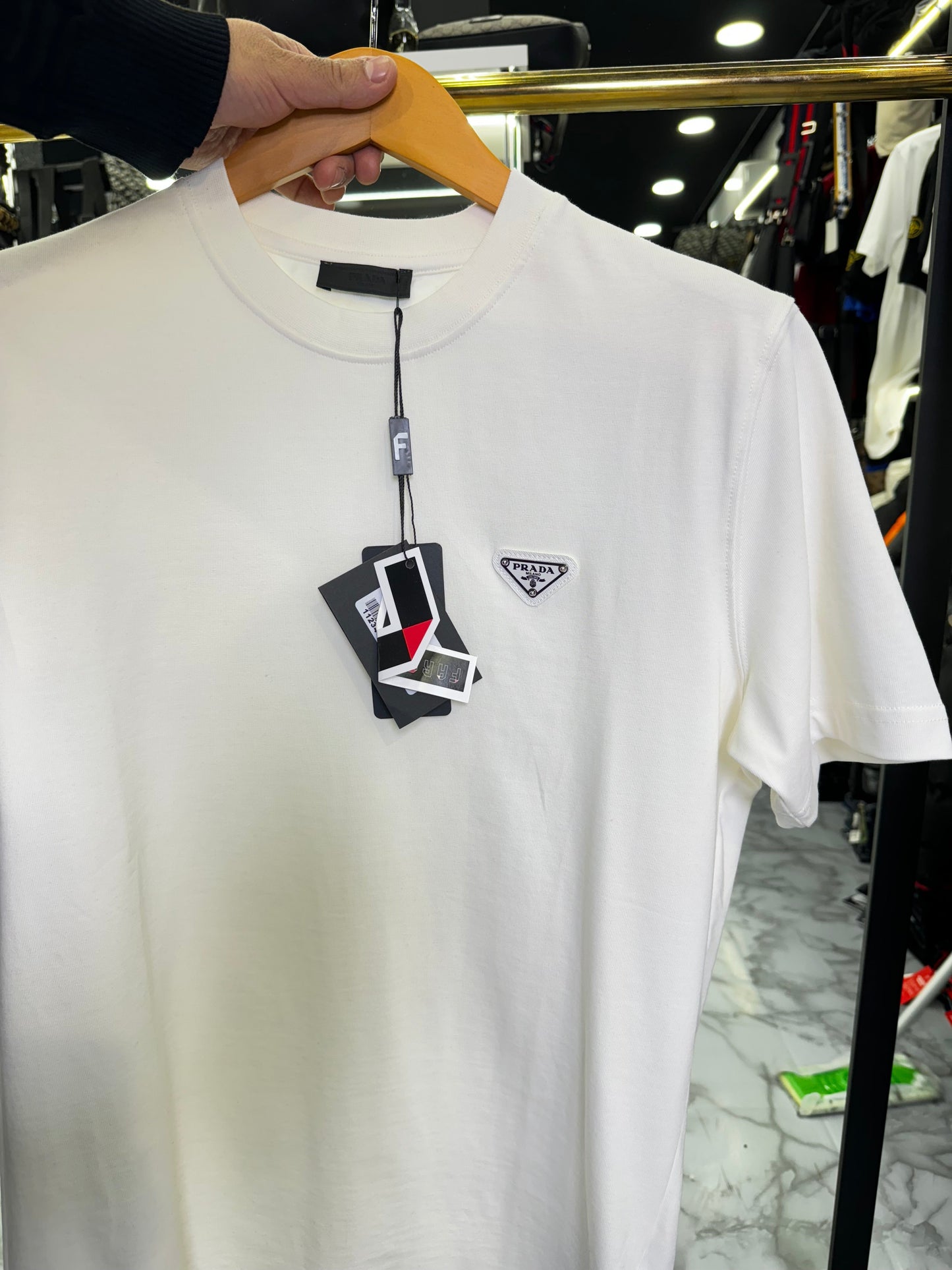 PRADA - T-SHIRT