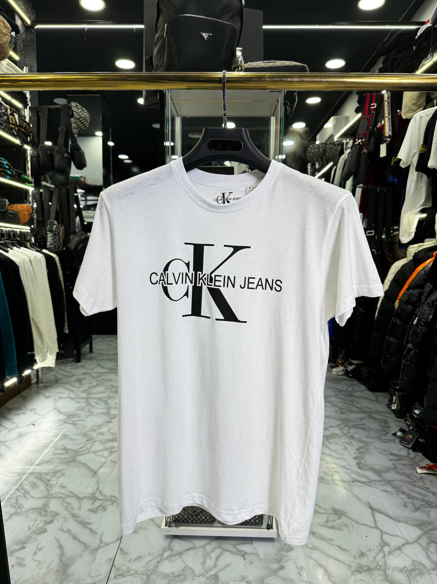 T-SHIRT - 2048