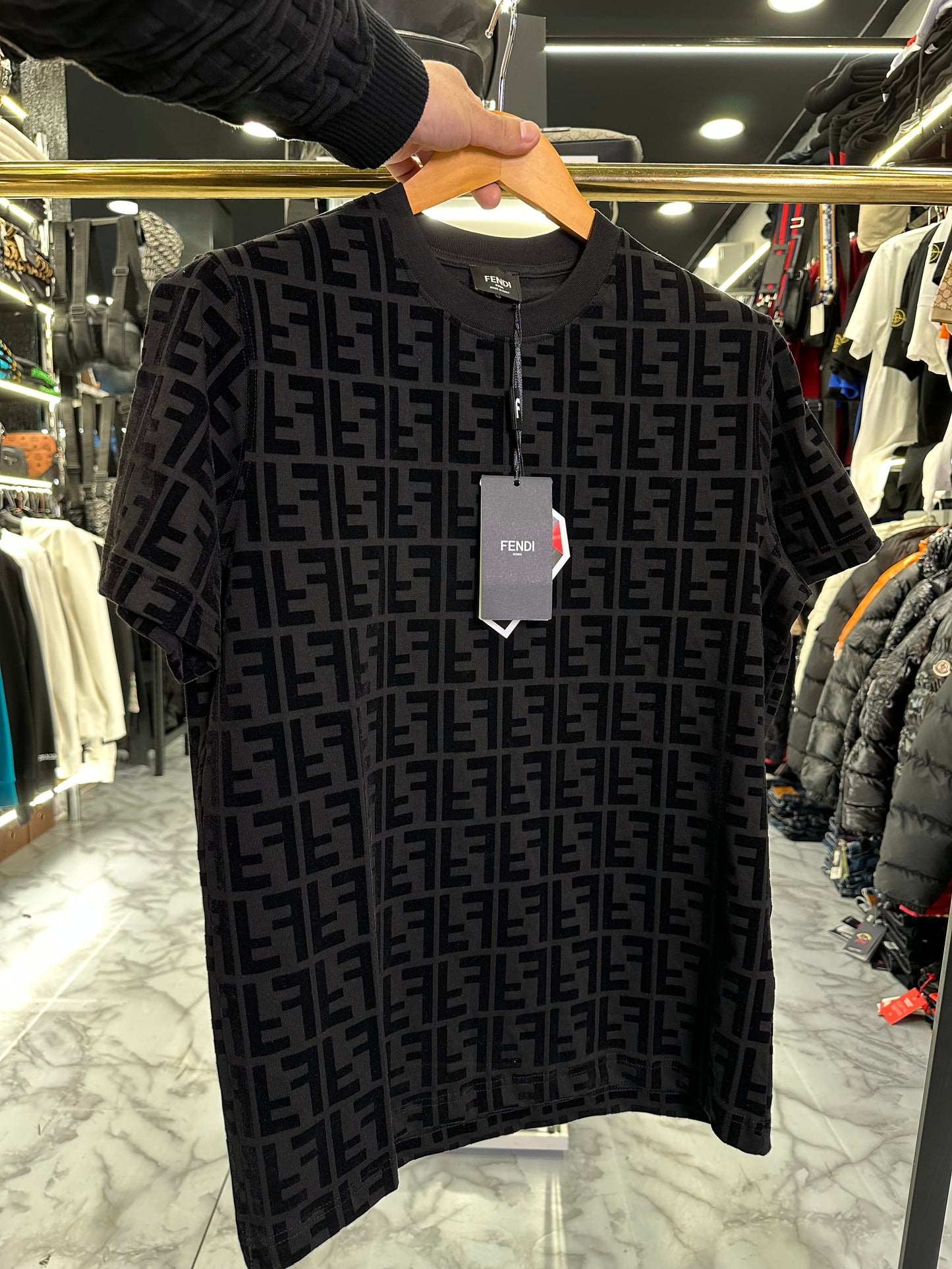 FENDI - T-SHIRT