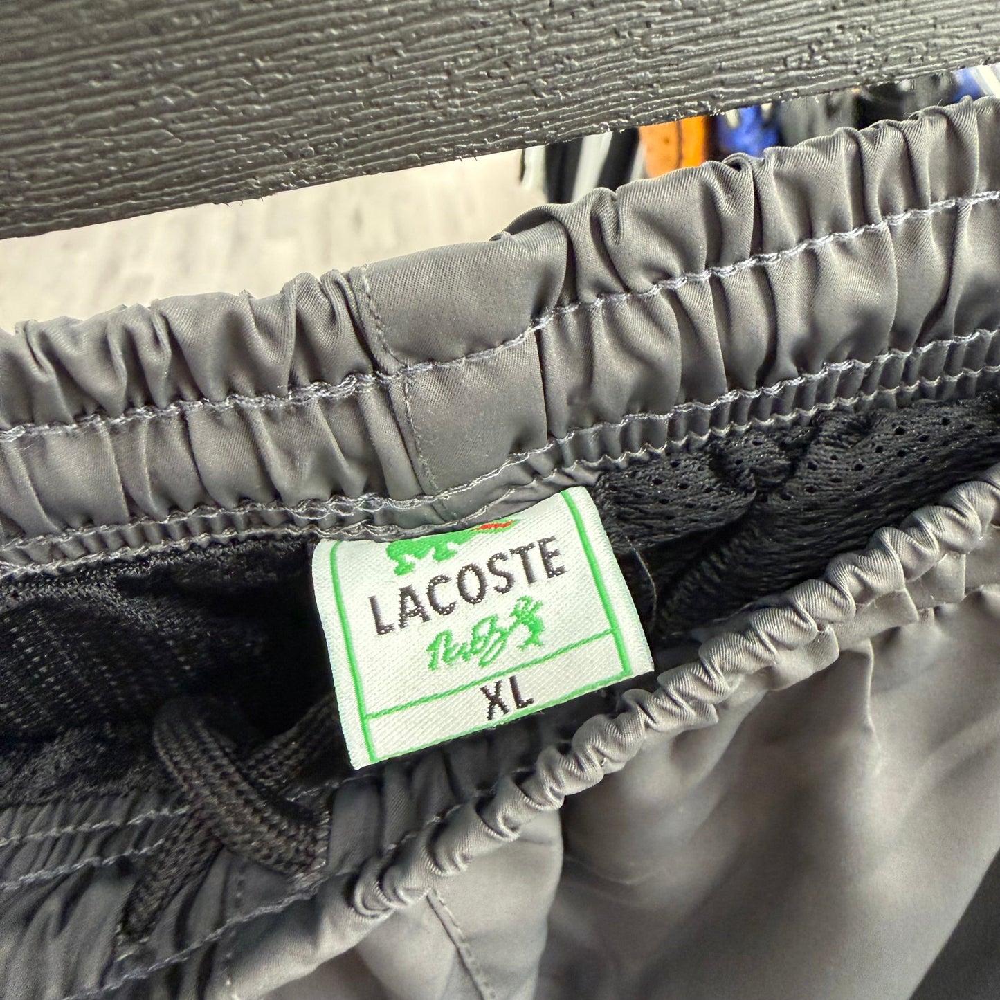 LACOSTE - ΓΚΡΙ ΜΑΥΡΟ ΣΕΤ ΦΟΡΜΕΣ