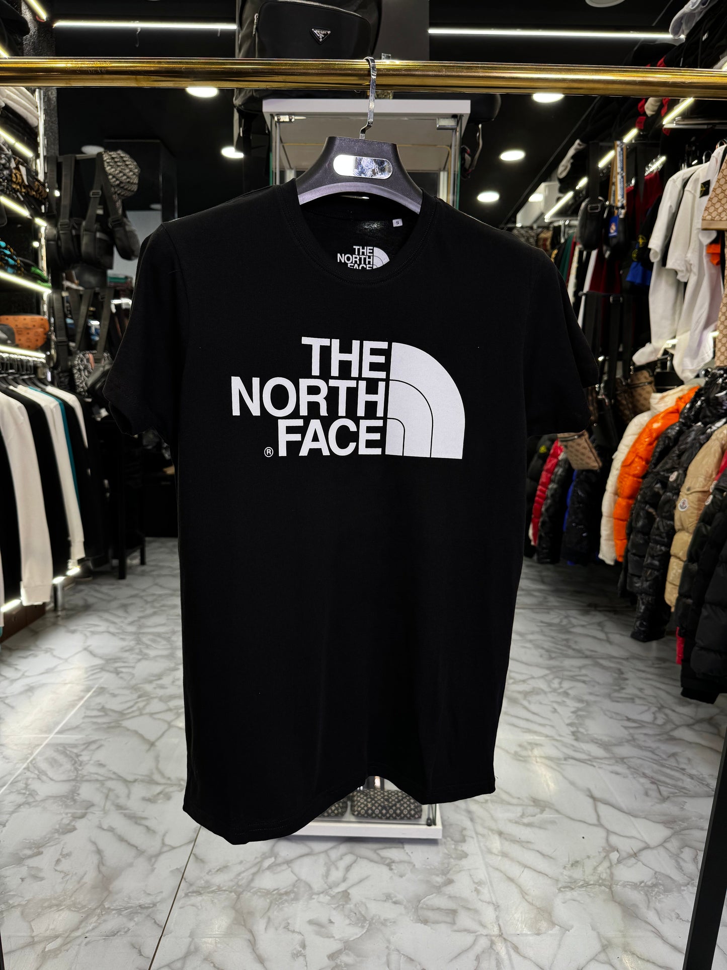 T-SHIRT - 046