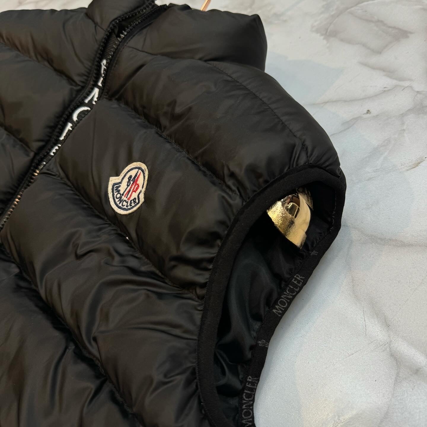 MONCLER - ΑΜΑΝΙΚΟ 2025