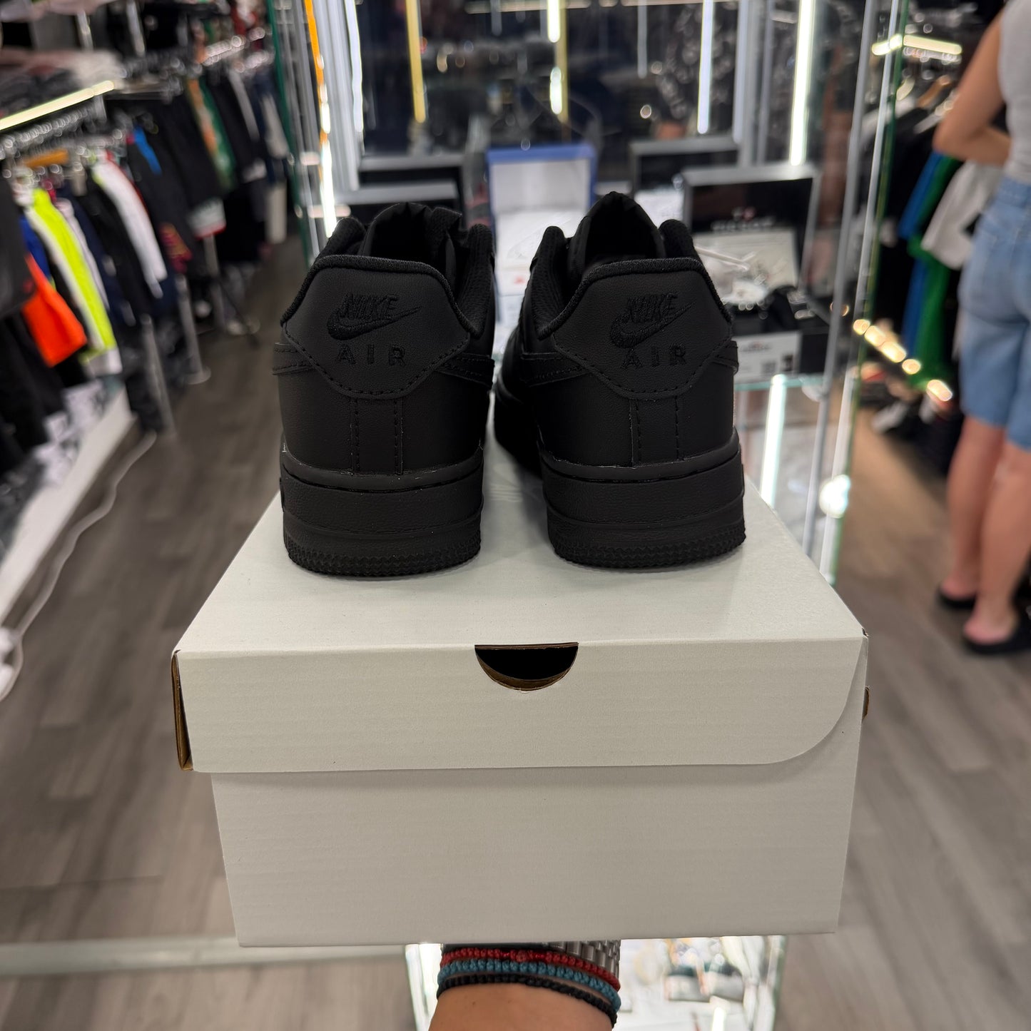 NIKE AIR FORCE 1 BLACK