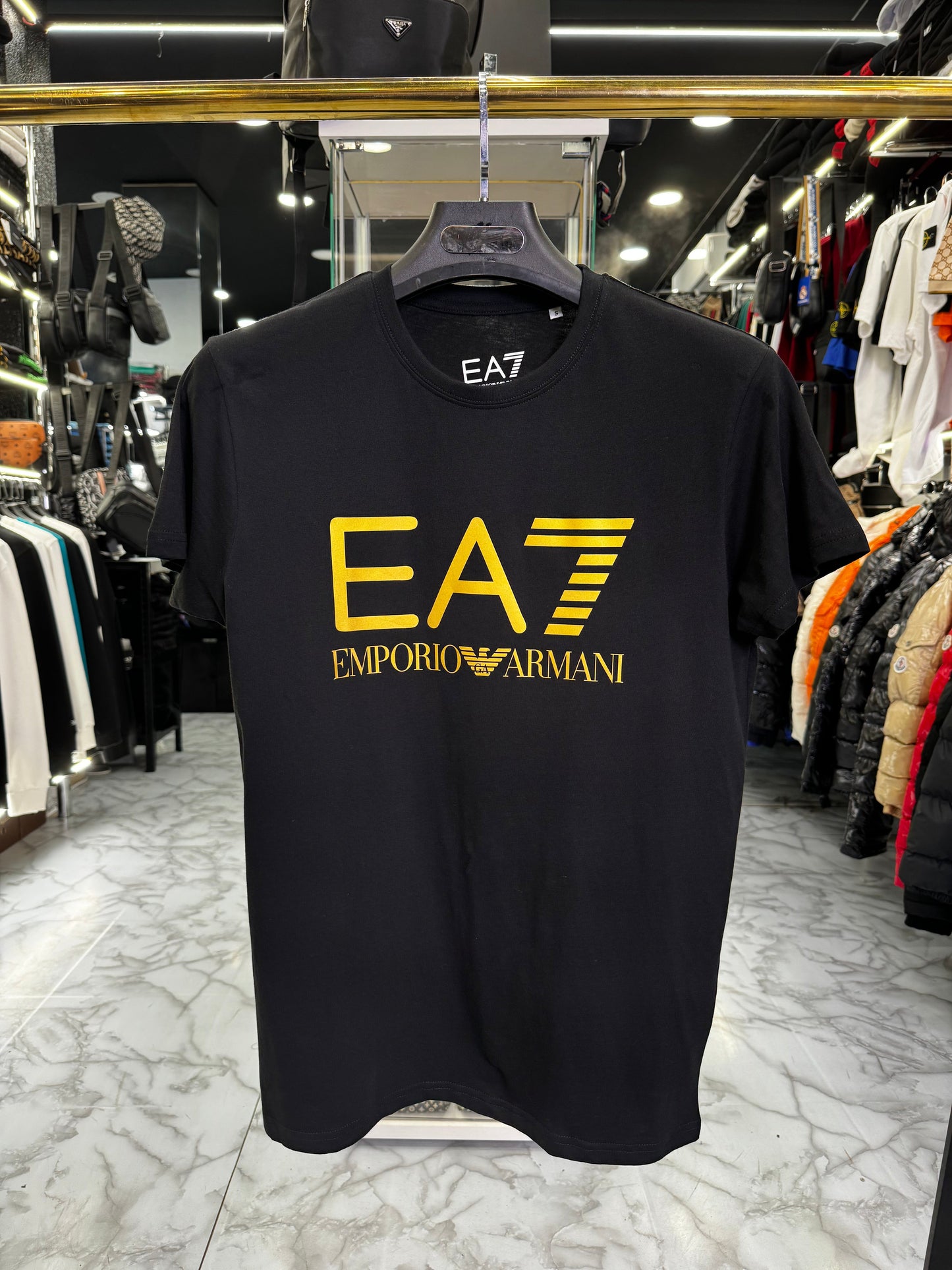 T-SHIRT CODE 318