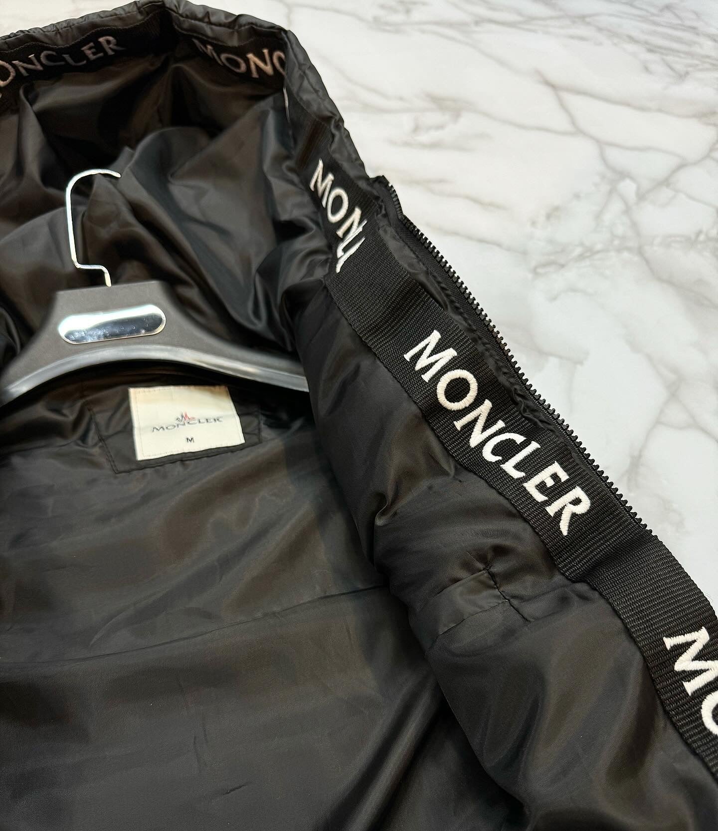 MONCLER - ΑΜΑΝΙΚΟ ΜΠΟΥΦΑΝ
