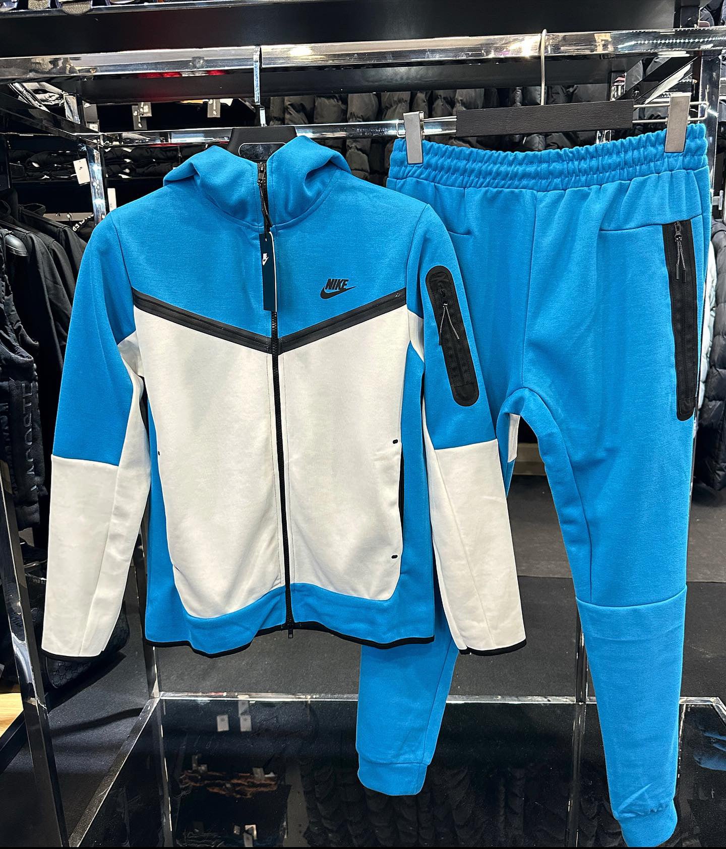 NIKE ΣΕΤ TECH FLEECE -ΜΠΛΕ ΛΕΥΚΟ