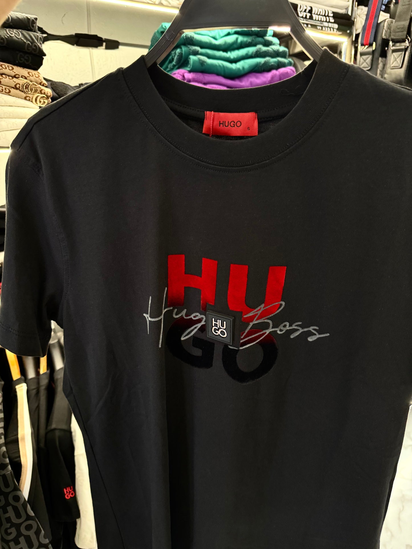T-SHIRT - HUGO