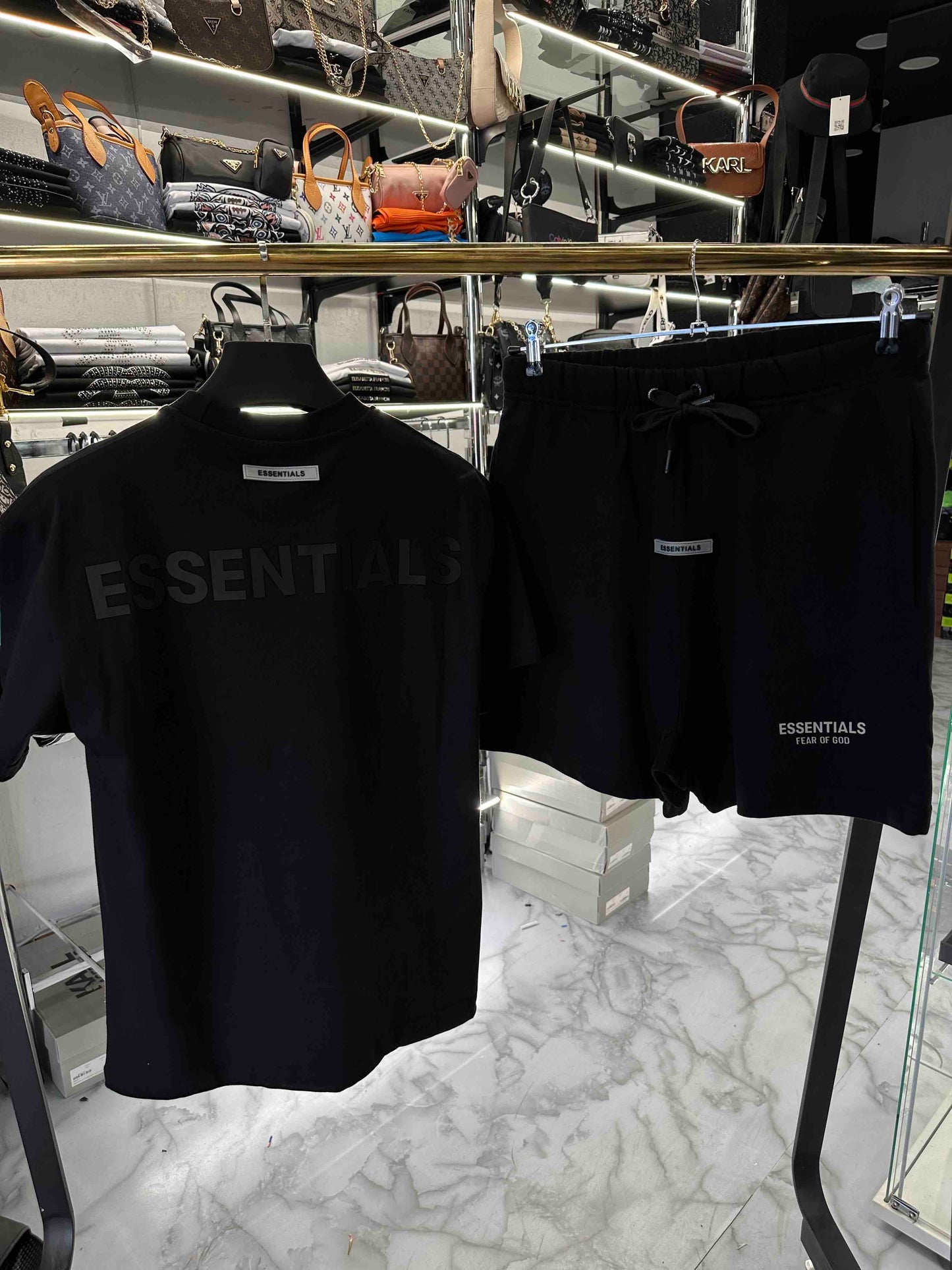 ESSENTIALS SET SUMMER