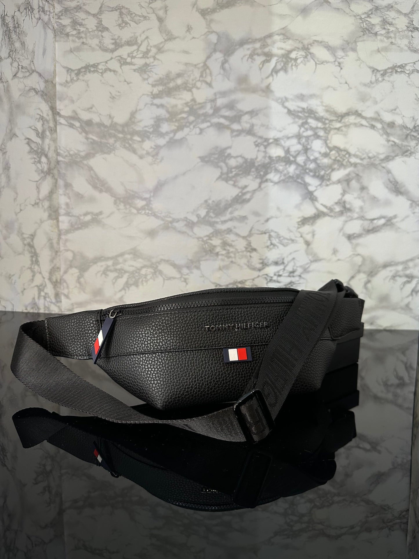 TOMMY HILFIGER BAGS