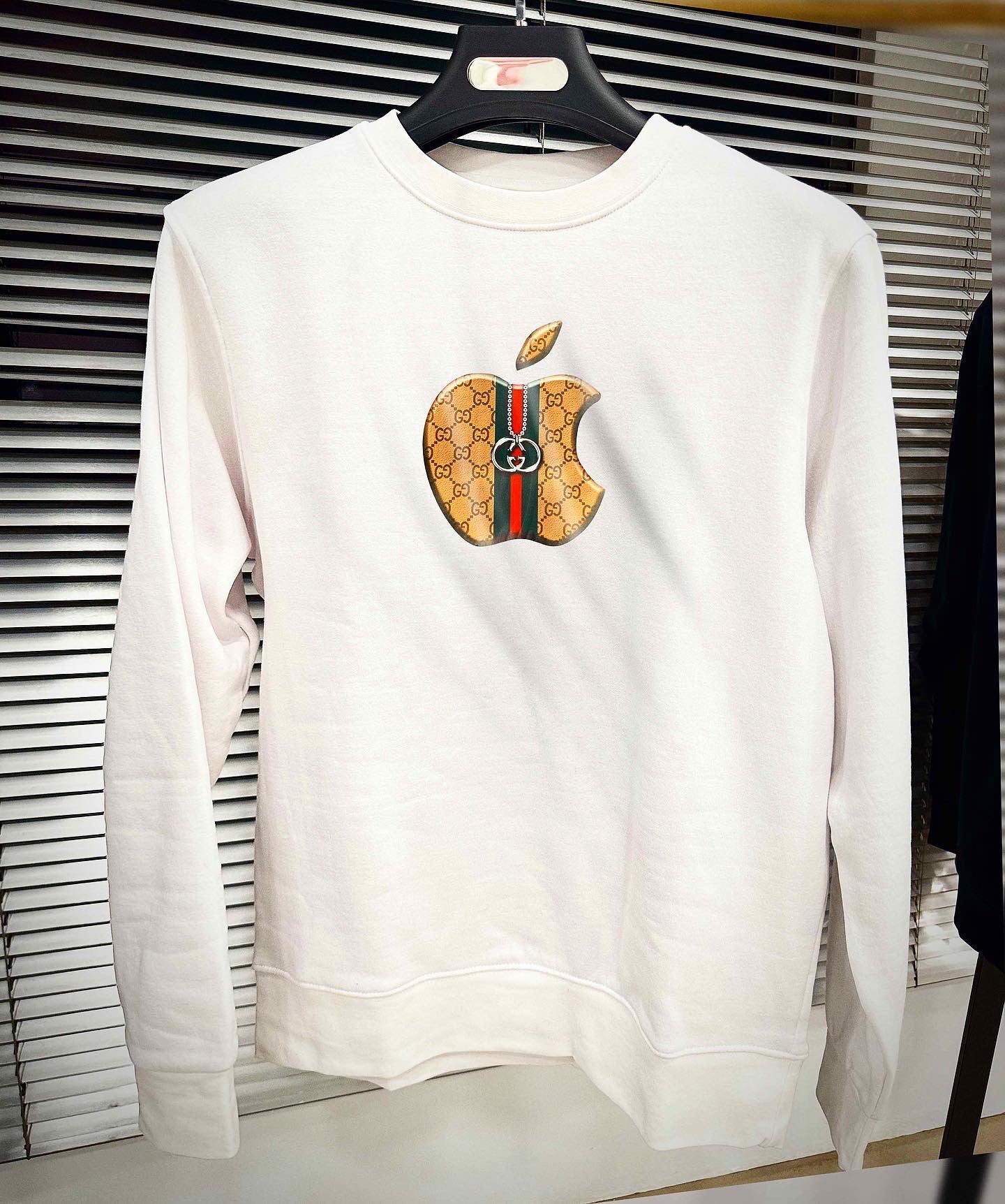 HOODIE - CODE 2804