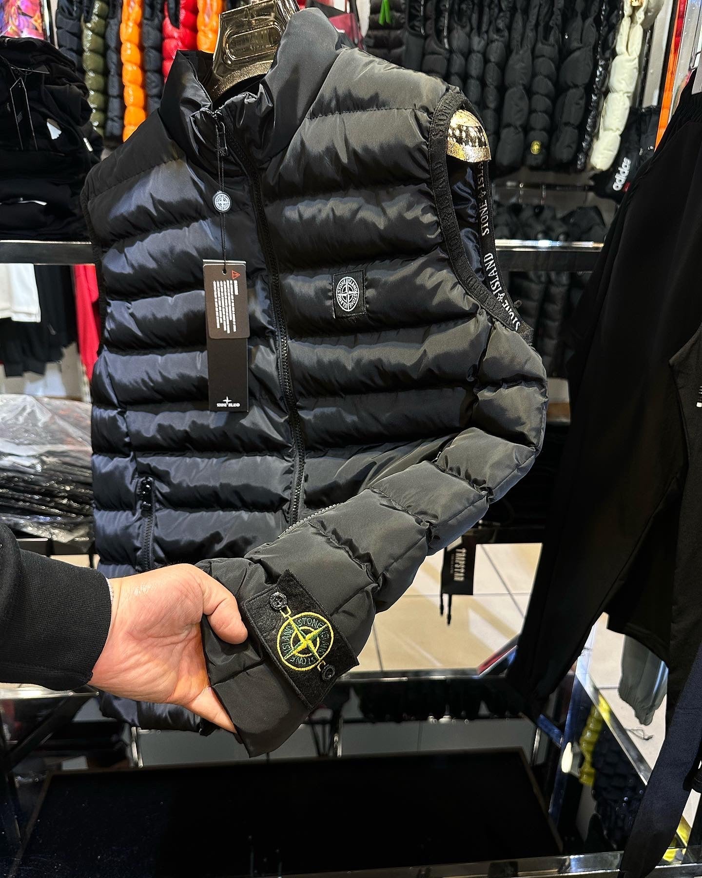 Stone Island Αμάνικο Μπουφάν 2026
