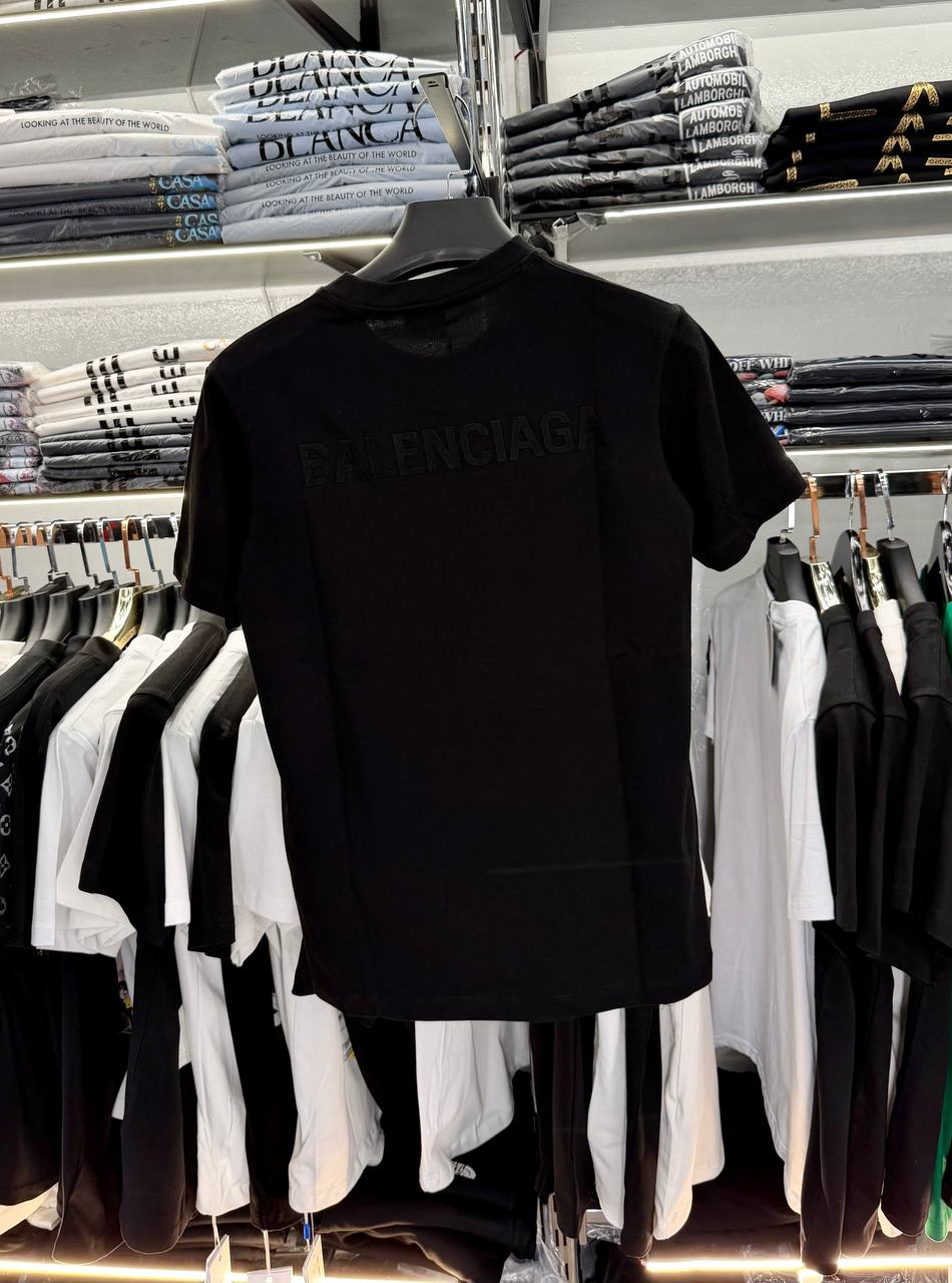 T-SHIRT - BALENCIAGA
