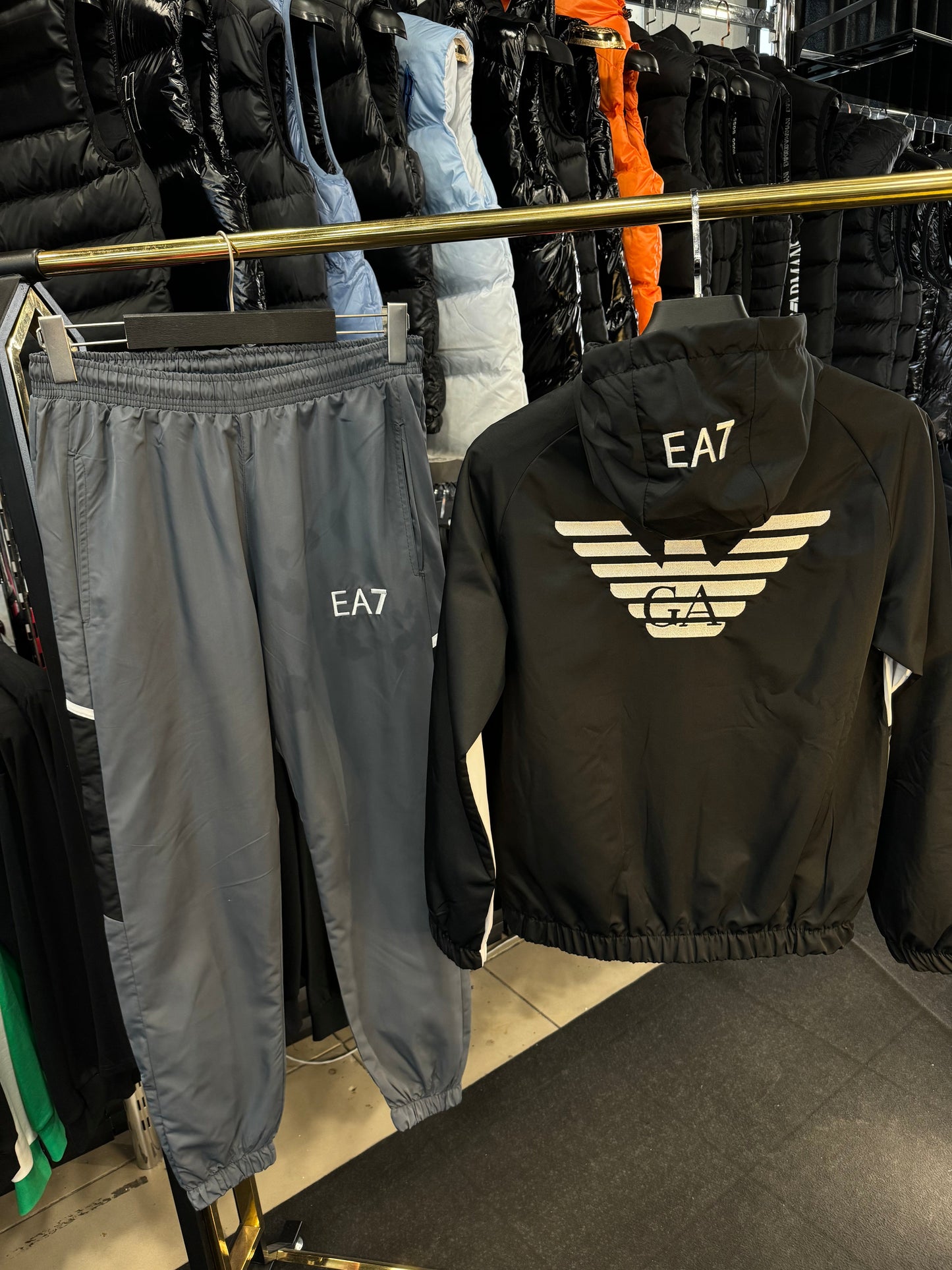 ΕΑ7 ARMANI ΣΕΤ ΦΟΡΜΕΣ