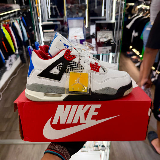 AIR JORDAN 4