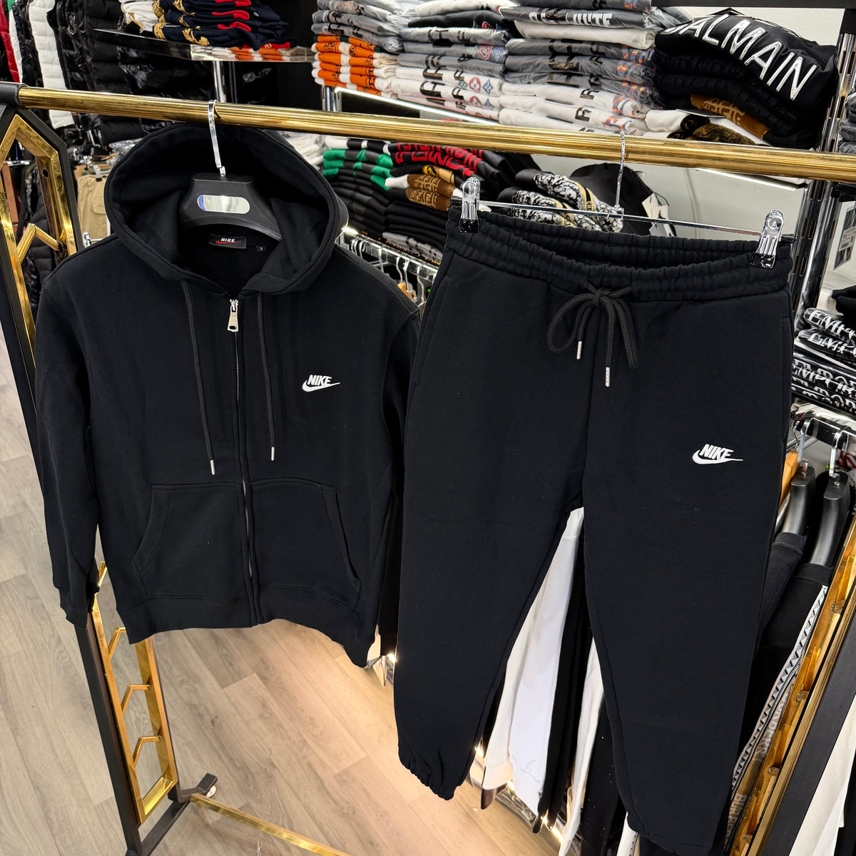 NIKE SPORTSWEAR ΣΕΤ ΦΟΡΜΕΣ