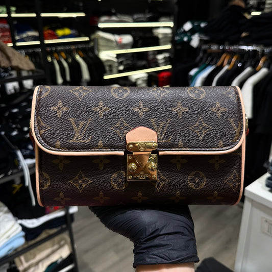 WOMEN BAGS - Louis Vuitton     Pochette Métis
