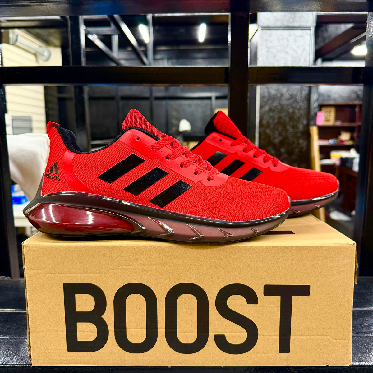 ADIDAS ULTRA BOOST