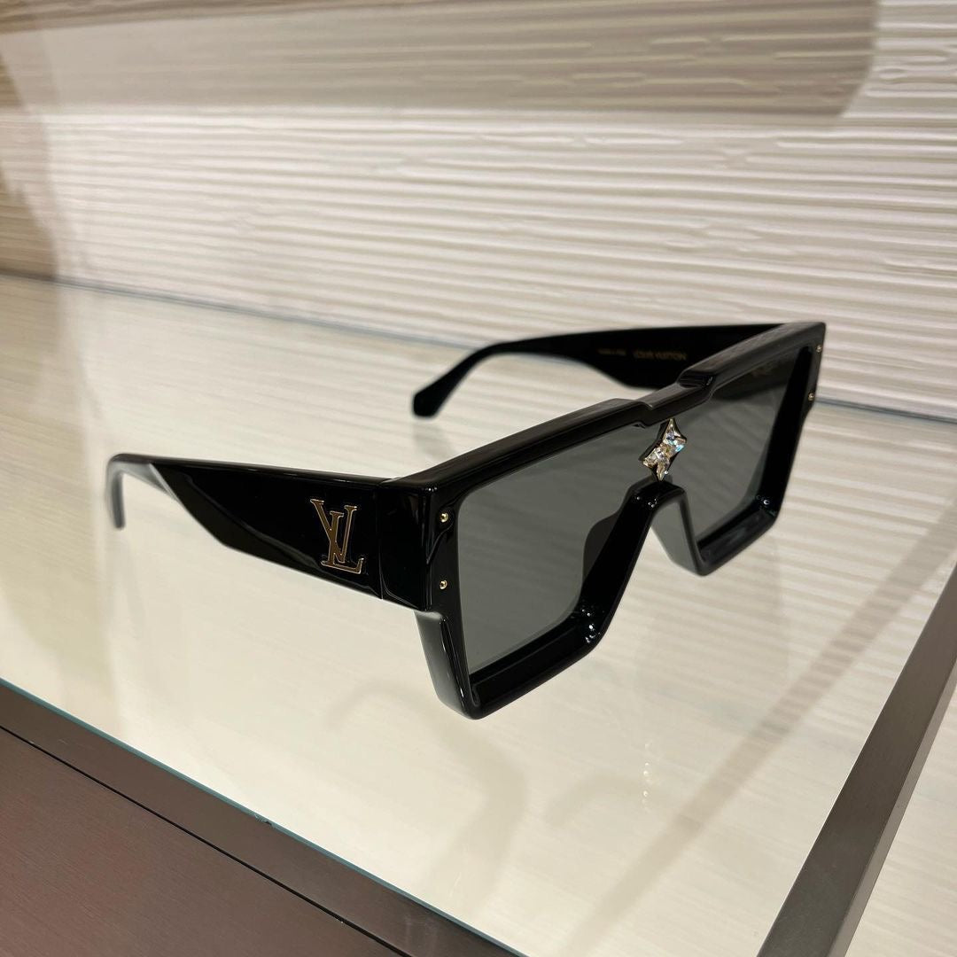 SUNGLASSES - LOUIS VUITTON G