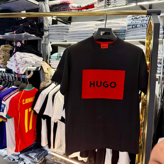 T-SHIRT - HUGO